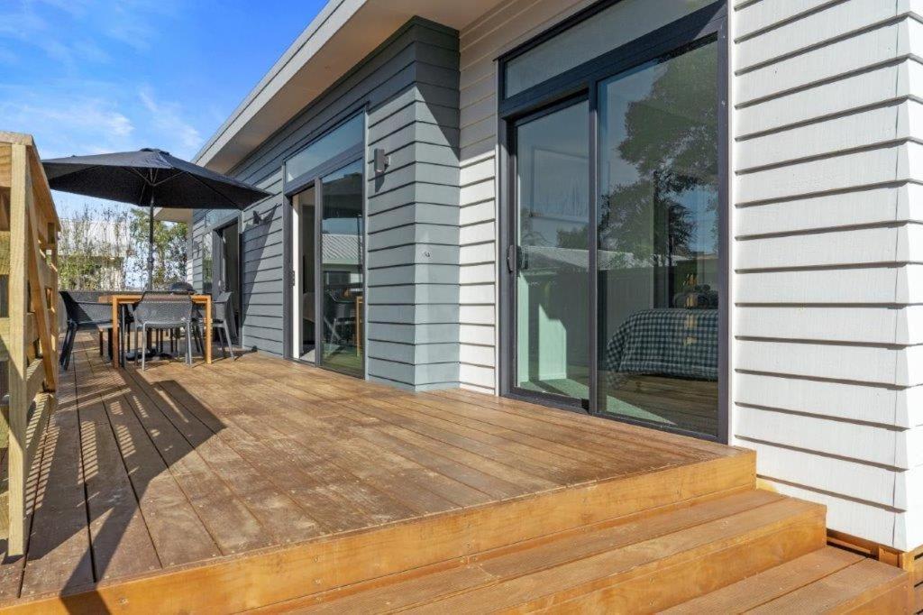 Recline On Leo Villa Waihi Kültér fotó